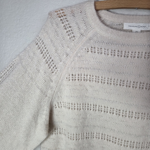 Treasure & Bond Womens XS Knit Sweater Cream Alpaxa Wool Crew Neck - Picture 7 of 16